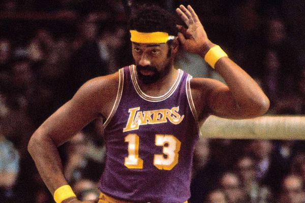 状元大战探花！埃奇库姆26分6篮板力压弗拉格24分4篮板（状元PK探花，埃奇库姆26分6板胜弗拉格24分4板）