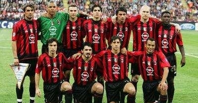 詹姆斯谈湖人防守：我们必须快速回防，限制对手的突破（詹姆斯：湖人须快速退防，遏制对手突破）