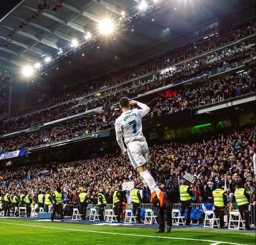 阿尔巴：亚马尔与梅西根本没有可比性；梅西是GOAT（阿尔巴：亚马尔无法与梅西相提并论，梅西是史上最佳）