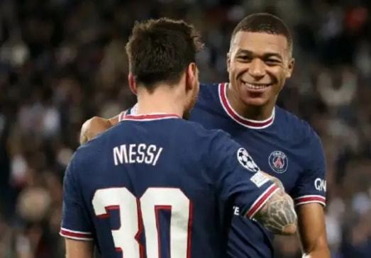 追平乔丹！穆雷生涯两次客场砍下50+且命中率超75%（穆雷追平乔丹纪录：生涯两度客场50+且命中率超75%）