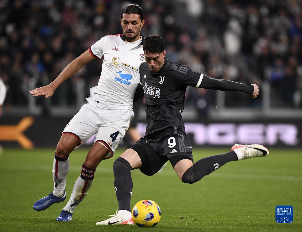 佩佩的成人女星女友：没花过他钱；他30岁生日我给他花了3万（佩佩成人影星女友：从没花过他的钱，他30岁生日反倒是我出了3万）