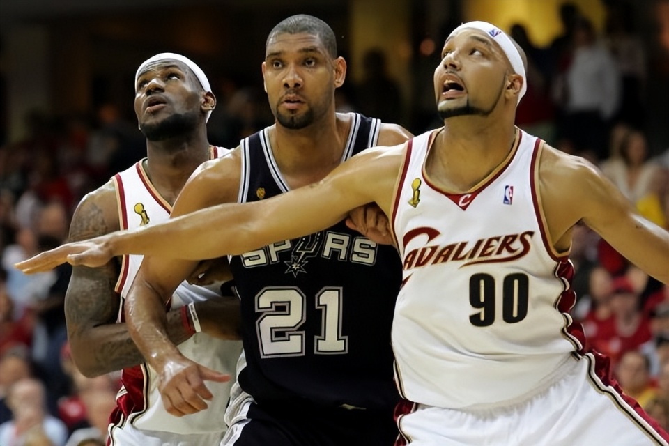 2025年五大联赛俱乐部获得点球数TOP10：皇马、巴黎、拜仁前3（2025年五大联赛点球获得数前十：皇马、巴黎、拜仁占据前三）