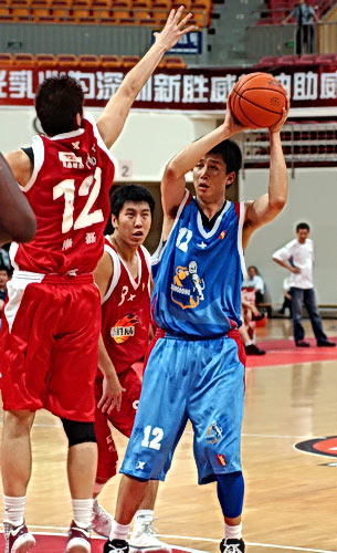 NBA每日最佳：约基奇40分完成大逆转，西卡带队取客场首胜（NBA今日最佳：约基奇轰40分逆转取胜，西卡率队收获客场首胜）