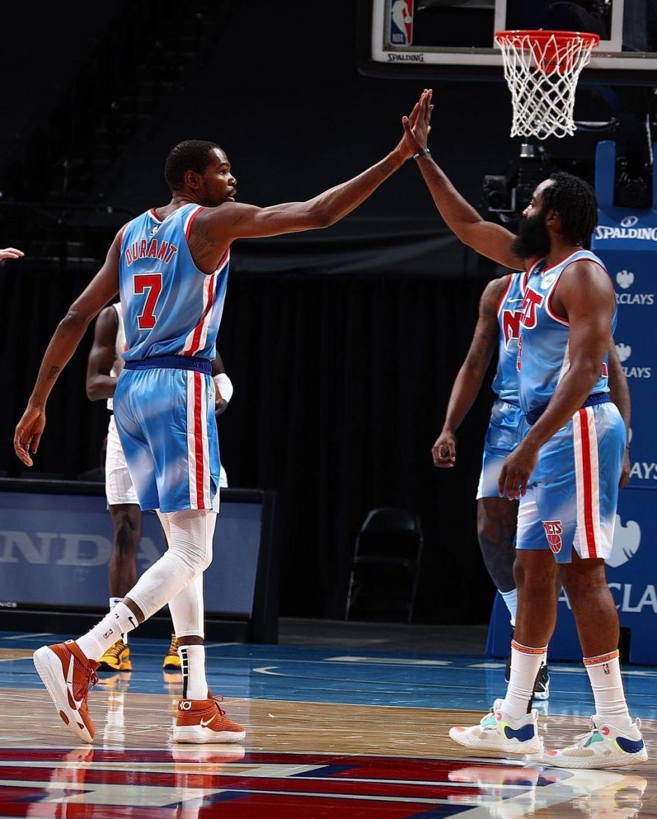 武汉女足vs东孟加拉女足首发：王霜领衔，奥乌苏先发（武汉女足战东孟加拉女足首发出炉：王霜压阵，奥乌苏首发）